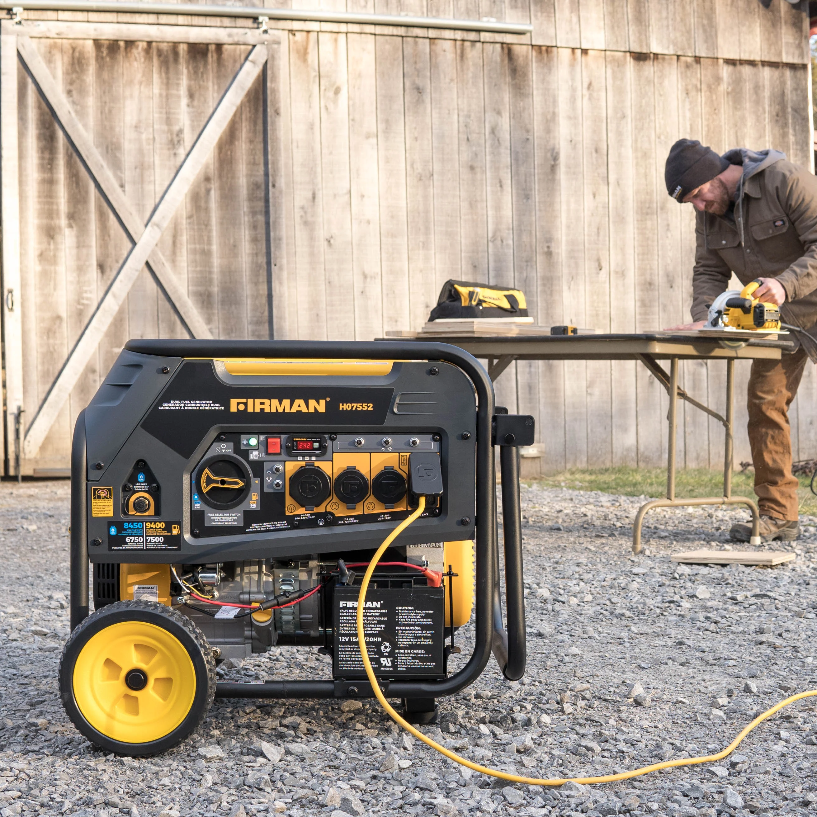 Dual Fuel Portable Generator 7500W Electric Start 120/240V - Image 5