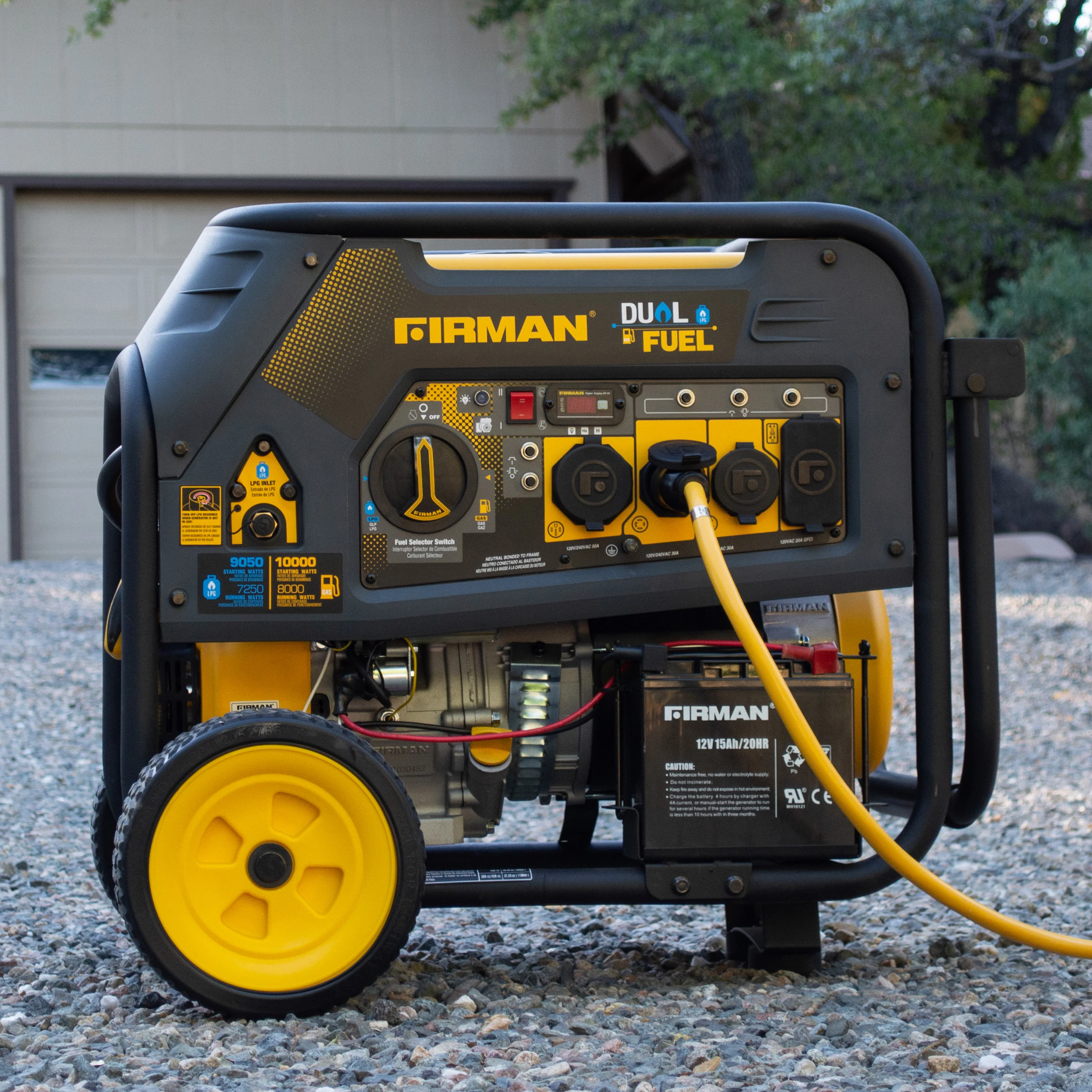 Dual Fuel Portable Generator 8000W Electric Start 120/240V - Image 4